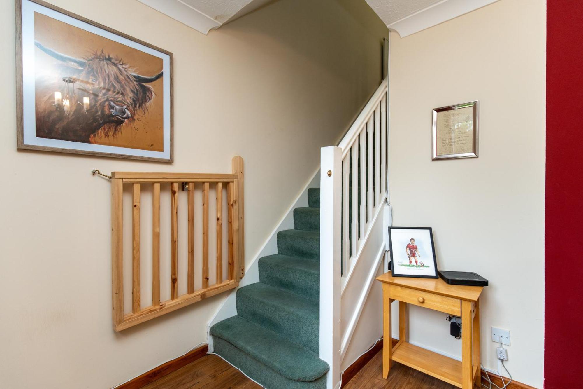 Comfortable And Spacious Superb Holiday Home In Llanelli, Dog Friendly Exterior photo